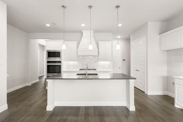707 Brazos Drive, Van Alstyne, TX 75495