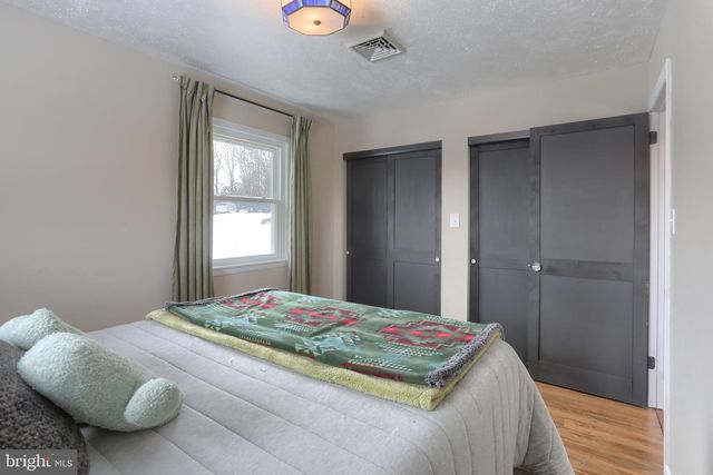 121 MIMOSA LN, Leesport, PA 19533