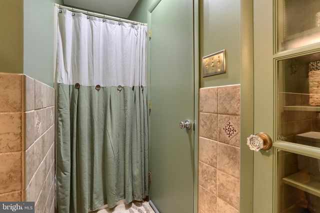 121 MIMOSA LN, Leesport, PA 19533