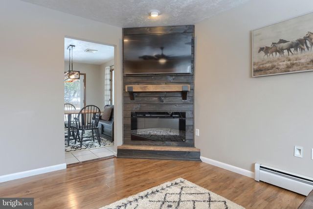 121 MIMOSA LN, Leesport, PA 19533