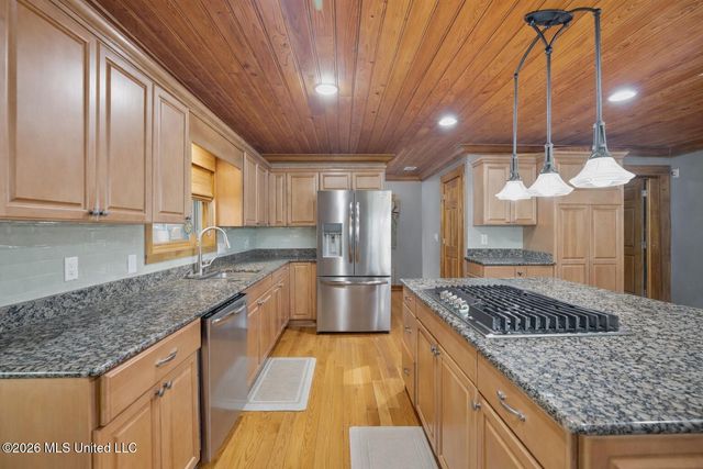 24203 Bilbo Road, Vancleave, MS 39565