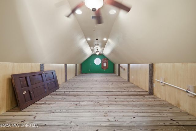 24203 Bilbo Road, Vancleave, MS 39565