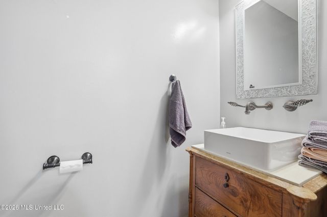 24203 Bilbo Road, Vancleave, MS 39565