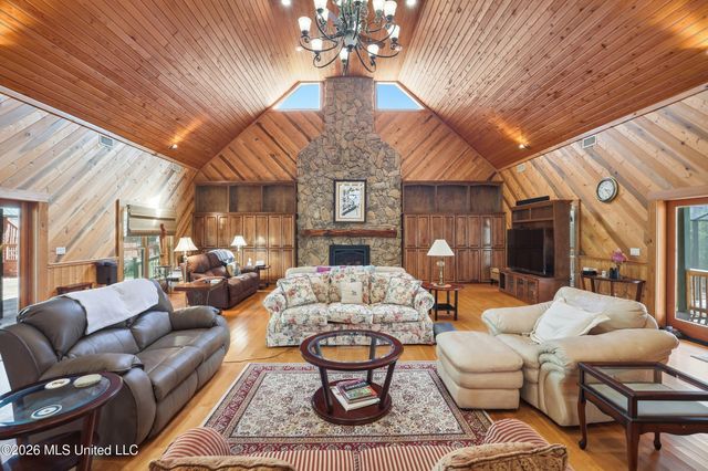 24203 Bilbo Road, Vancleave, MS 39565