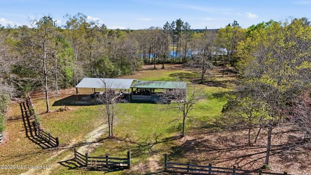 24203 Bilbo Road, Vancleave, MS 39565