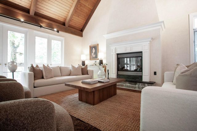 8136 Blind Brook Court, Columbus, OH 43235