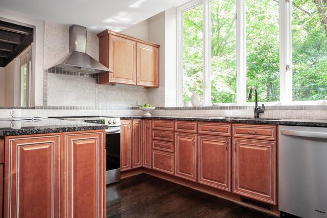 8136 Blind Brook Court, Columbus, OH 43235
