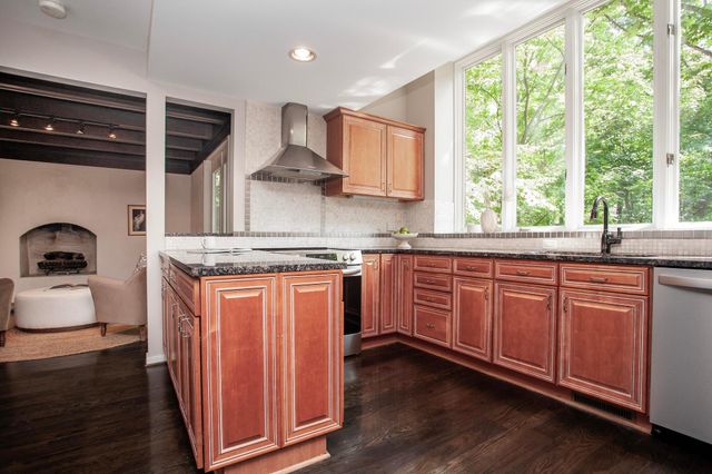 8136 Blind Brook Court, Columbus, OH 43235