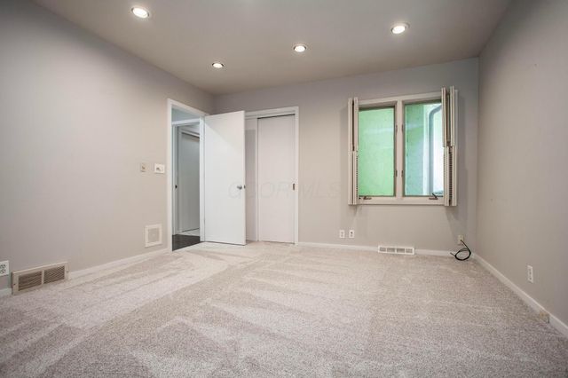 8136 Blind Brook Court, Columbus, OH 43235