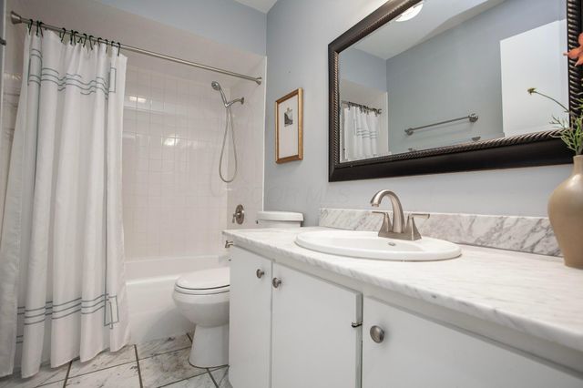 8136 Blind Brook Court, Columbus, OH 43235
