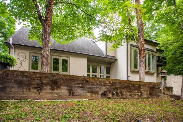 8136 Blind Brook Court, Columbus, OH 43235