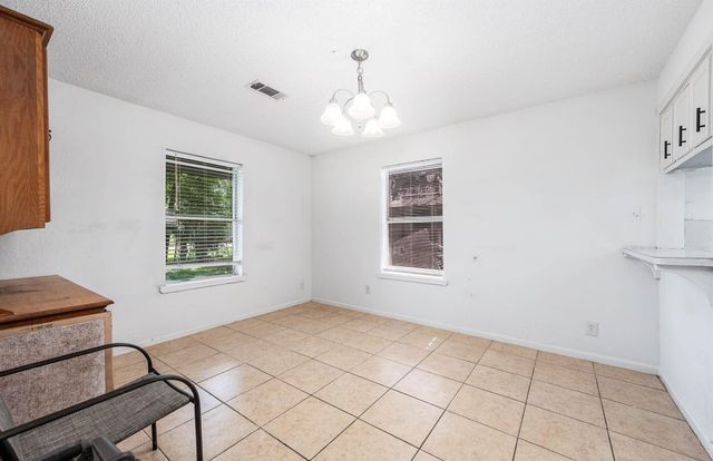 455 County Road 129b, Alvin, TX 77511