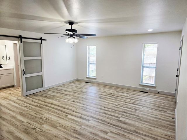 11905 Camelot Place, Oklahoma City, OK 73120