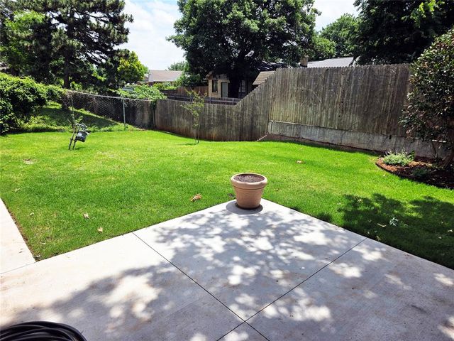 11905 Camelot Place, Oklahoma City, OK 73120