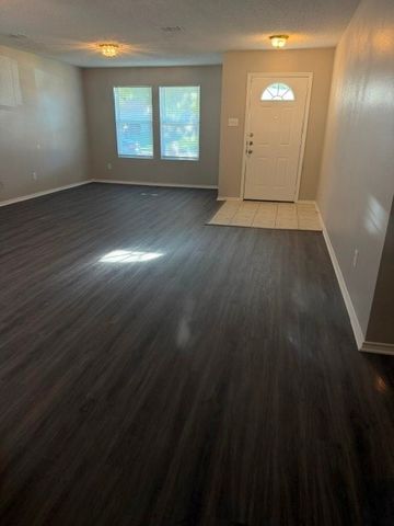 4212 Boxwood Drive, Balch Springs, TX 75180