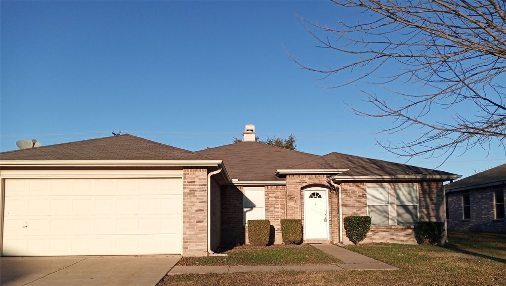 4212 Boxwood Drive, Balch Springs, TX 75180