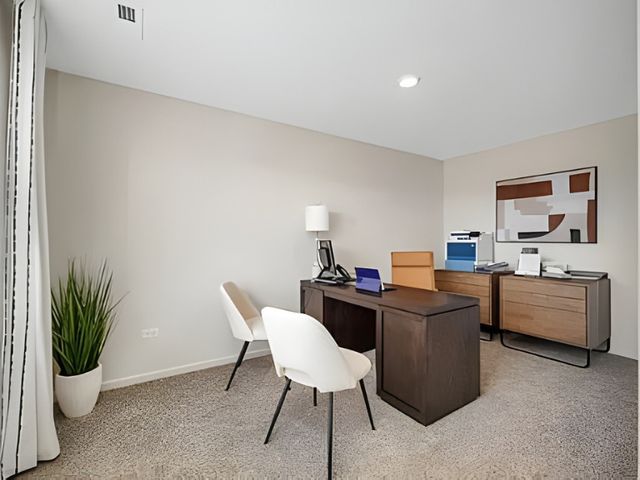 367 Bridgeview Court 367, St. Charles, IL 60174