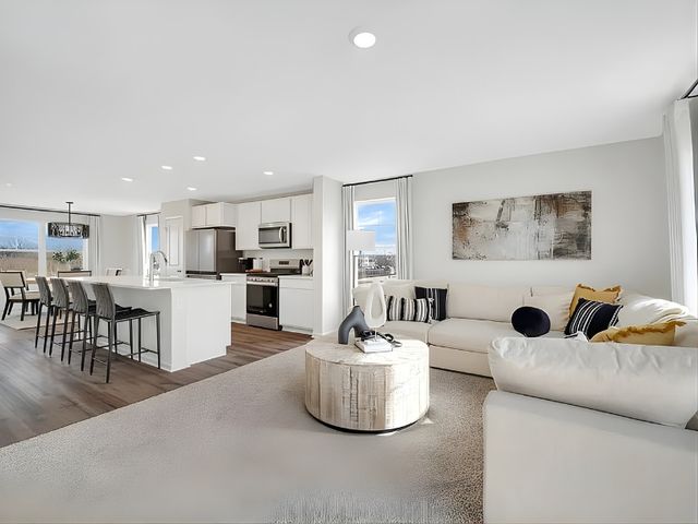 367 Bridgeview Court 367, St. Charles, IL 60174