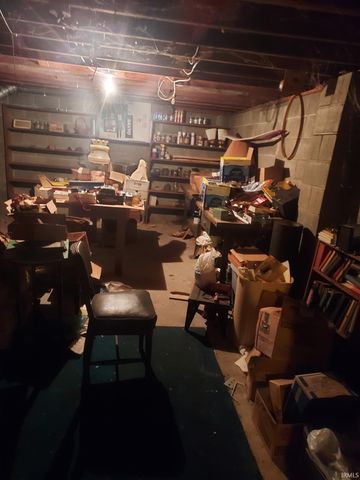 301 N STATE Street, Chandler, IN 47610