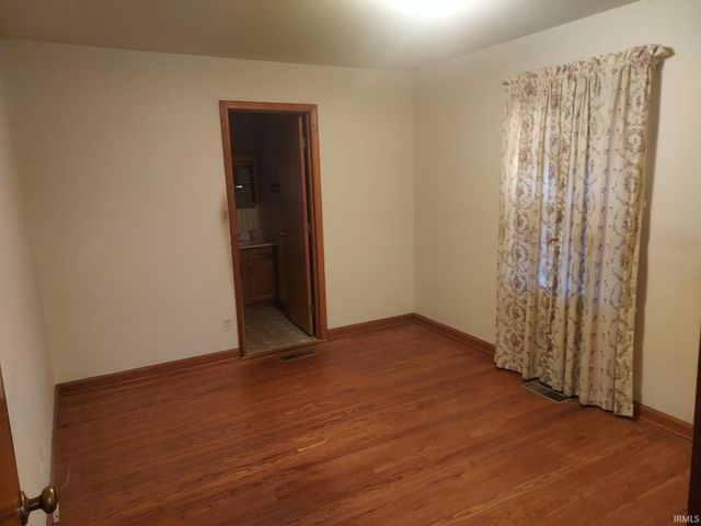 301 N STATE Street, Chandler, IN 47610