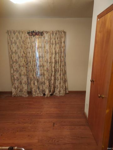 301 N STATE Street, Chandler, IN 47610