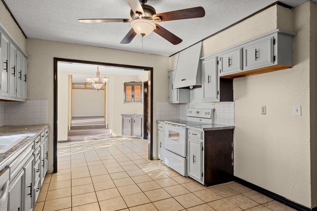 1154-1156 State Hwy 76, Branson, MO 65616