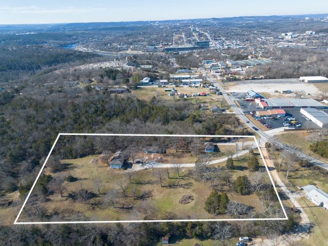 1154-1156 State Hwy 76, Branson, MO 65616