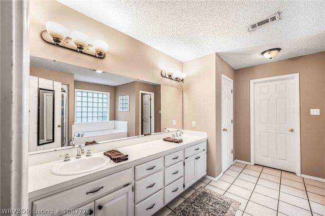 2606 S 57th Street, Fort Smith, AR 72903