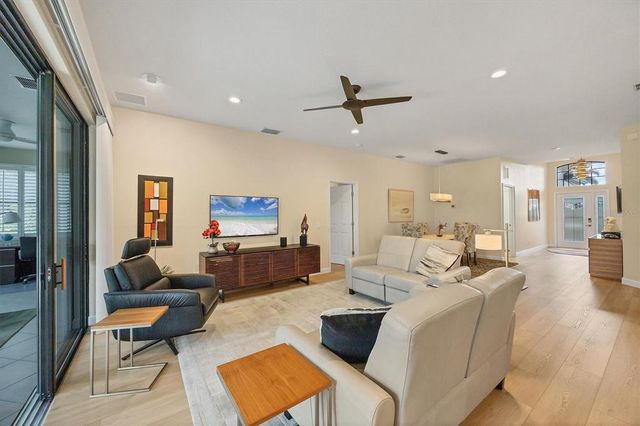 4260 MACKAY FALLS TERRACE, Sarasota, FL 34243