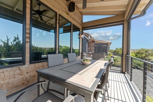 316 Hidden Beacon BND, Lakeway, TX 78738