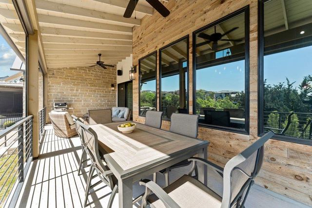 316 Hidden Beacon BND, Lakeway, TX 78738