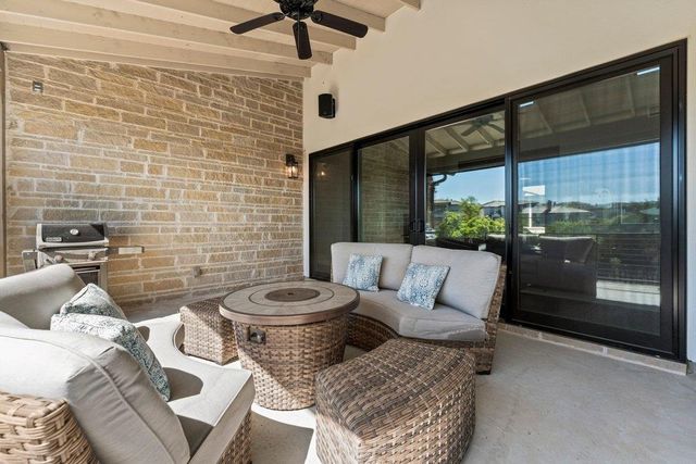 316 Hidden Beacon BND, Lakeway, TX 78738