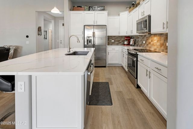 32360 S Desert Pupfish Drive, Oracle, AZ 85623