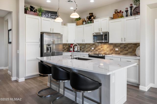 32360 S Desert Pupfish Drive, Oracle, AZ 85623