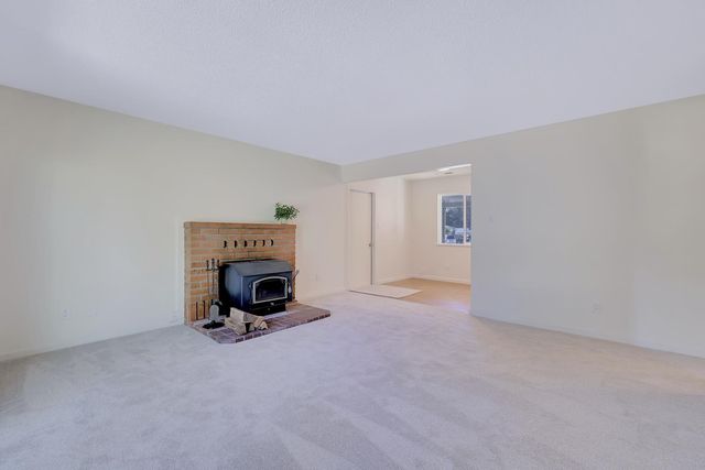 10673 Alta St, Grass Valley, CA 95945