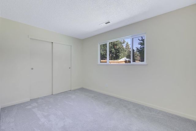 10673 Alta St, Grass Valley, CA 95945