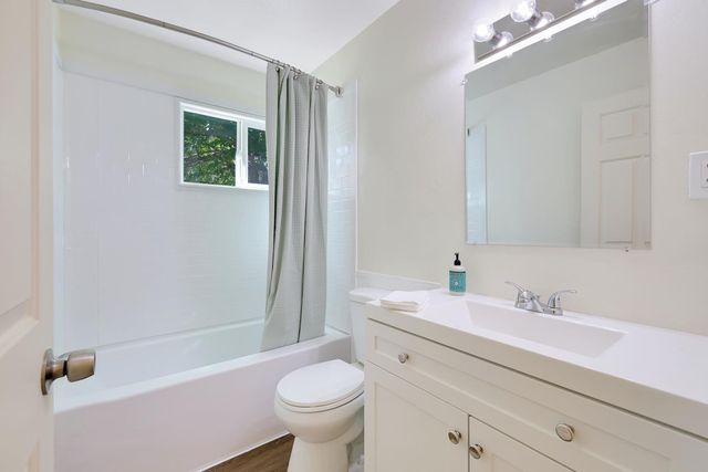 10673 Alta St, Grass Valley, CA 95945