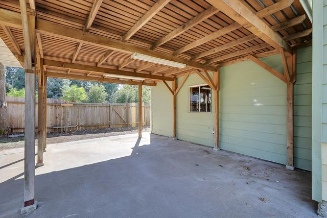 10673 Alta St, Grass Valley, CA 95945