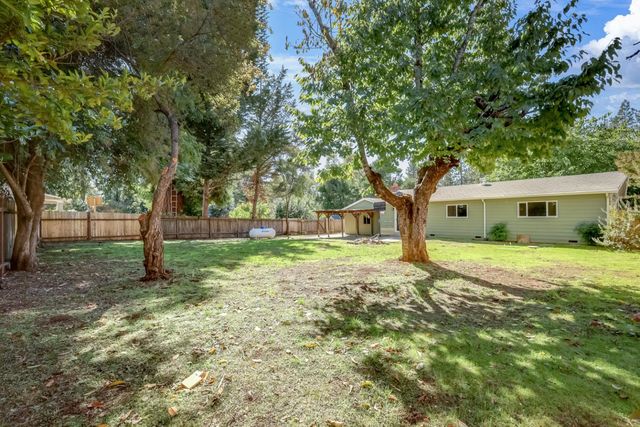 10673 Alta St, Grass Valley, CA 95945