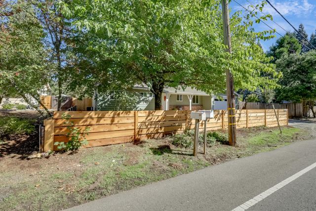 10673 Alta St, Grass Valley, CA 95945