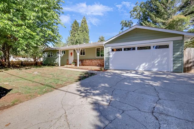 10673 Alta St, Grass Valley, CA 95945