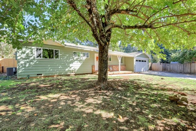 10673 Alta St, Grass Valley, CA 95945
