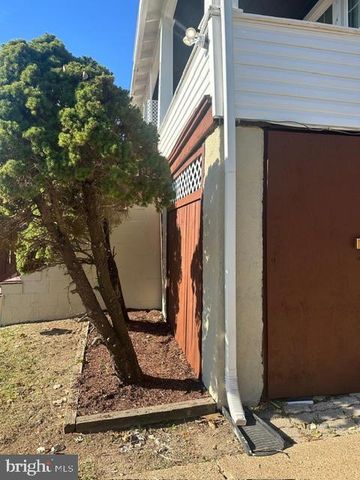 2924 FLEETWOOD AVE, Baltimore, MD 21214