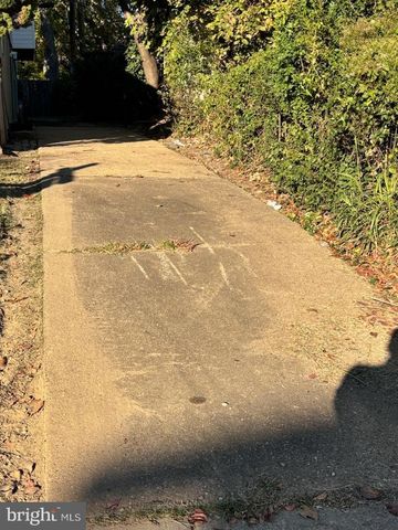 2924 FLEETWOOD AVE, Baltimore, MD 21214