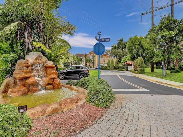 10813 NW 51st Lane 10813, Doral, FL 33178