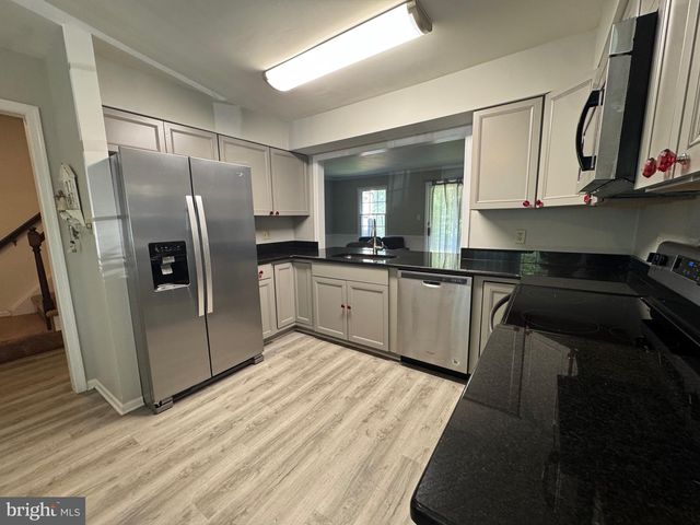 957 SILVER LAKE BLVD, Dover, DE 19904