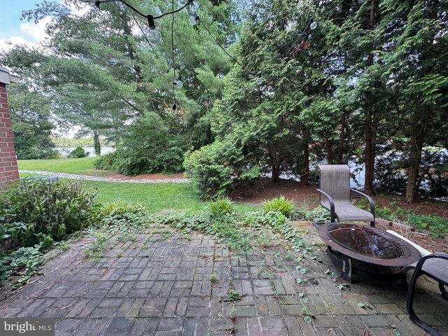 957 SILVER LAKE BLVD, Dover, DE 19904