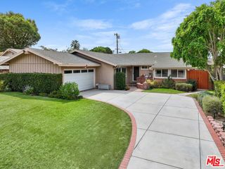 20722 Keswick Street, Winnetka, CA 91306