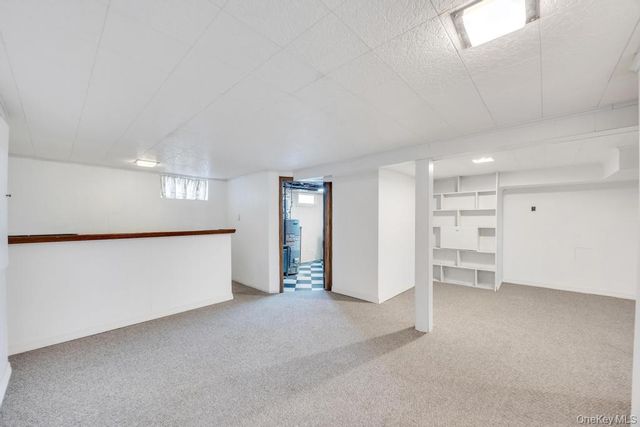 31 Indiana Street, Hicksville, NY 11801