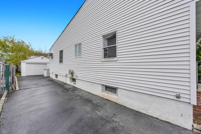 31 Indiana Street, Hicksville, NY 11801